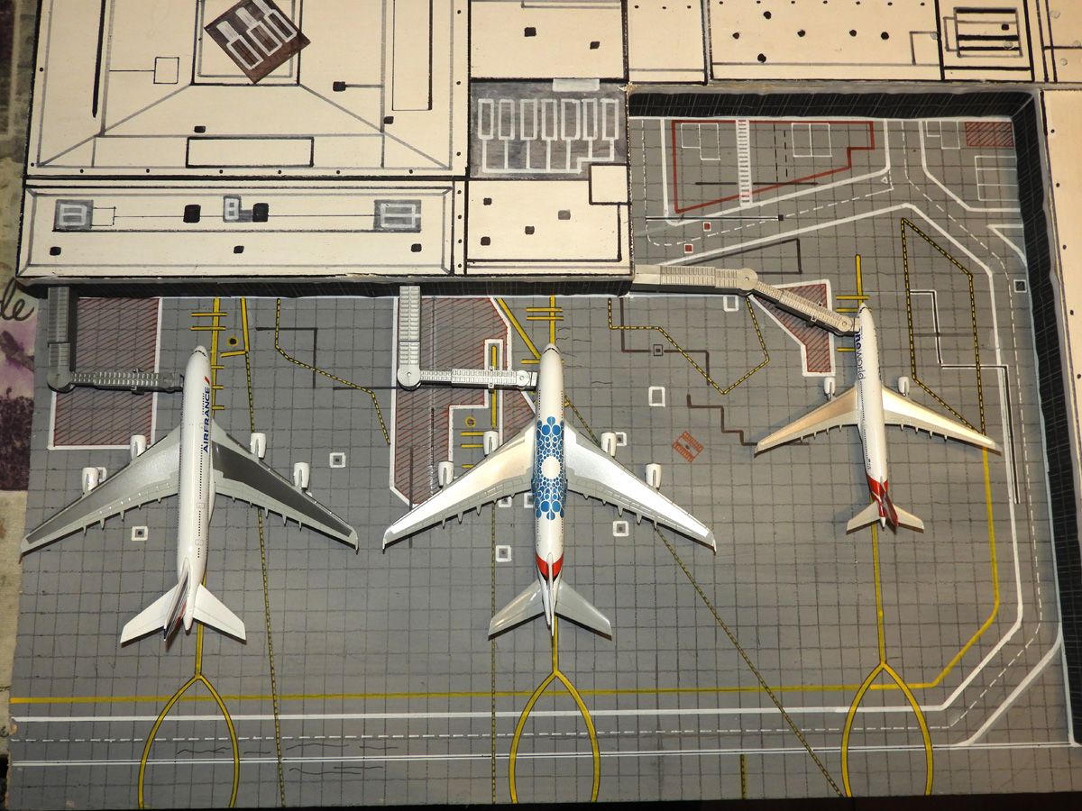 Melbourne "Tullamarine" (Australia) 1500 scale. Page 2 Wings900